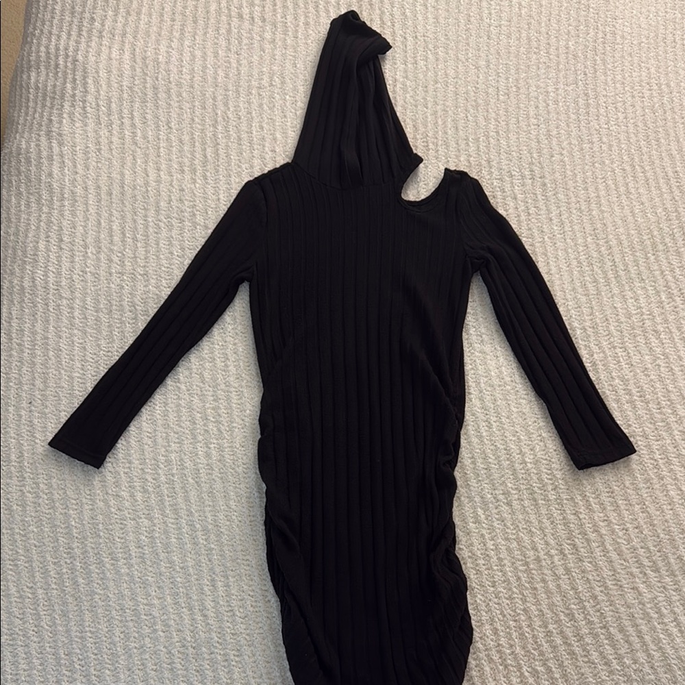 Elegant Black Ribbed Dress
